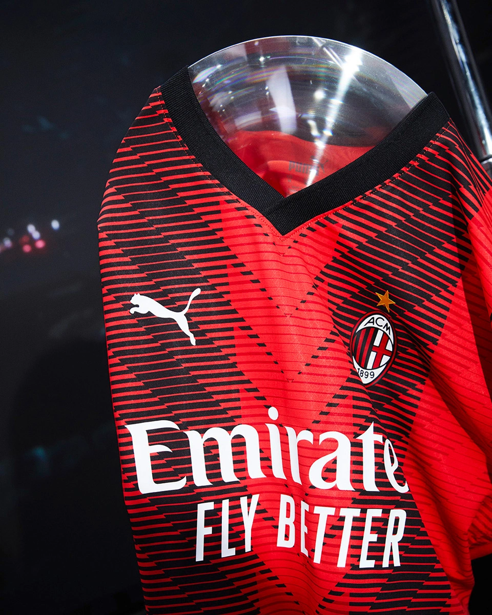 大胜25分抡圆了，湖人做对4件事，一人适合打替补，一人是风向标