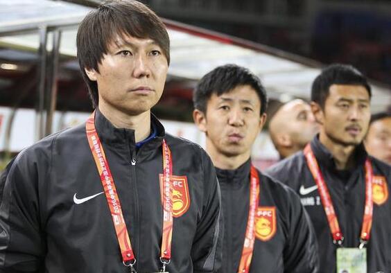 鲁尼：阿隆索绝不可能执教曼联，他更可能坐等斯洛特离开